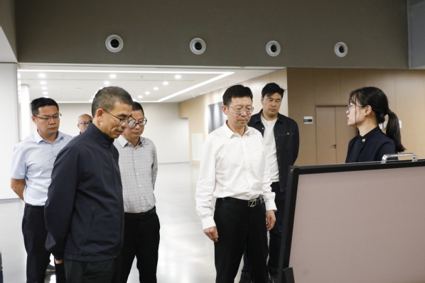 祝建东带队赴柯城区考察调研